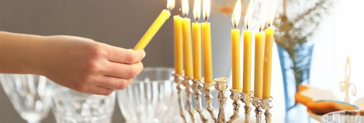 Candles used in Judaism